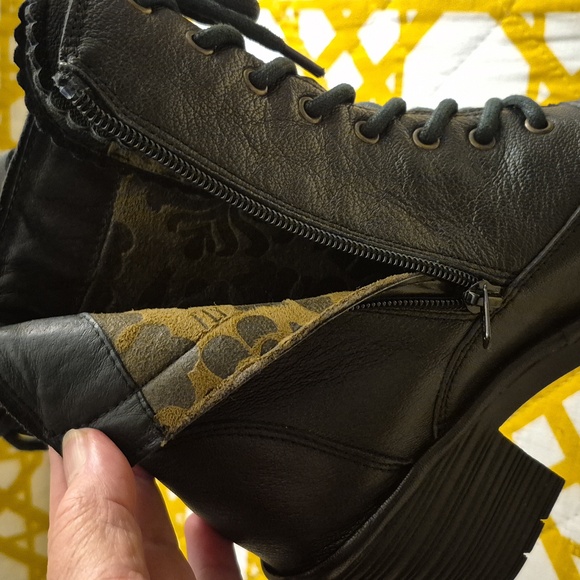 Fly London Black Heeled Boots/Lace Up Front/Side Zipper Size 41 9.5 - Picture 5 of 6